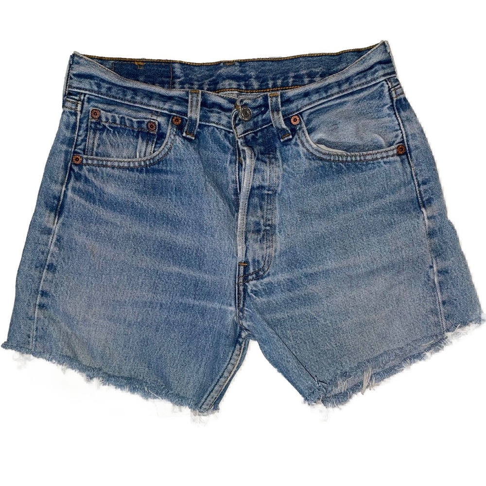 Vintage Levi’s cut off jean shorts